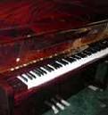 SCHIMMEL 124T CAOBA PIRAMID PIANO VERTICAL