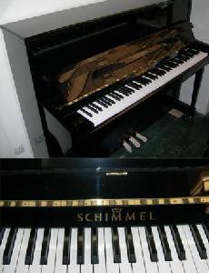 SCHIMMEL 116 TRADITIONAL NEP PIANO VERTICAL