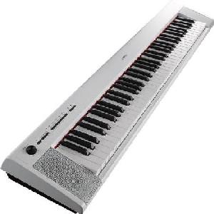 YAMAHA NP-32 BLANCO PIANO DIGITAL