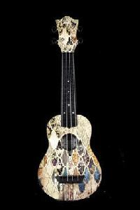 FLIGHT TUS-40 TRAVEL GRANADA UKELELE SOPRANO 