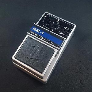 NOBELS SWITCHER AB-1 PEDAL GUITAR 