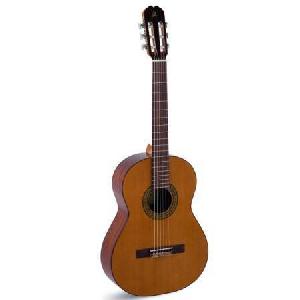 ADMIRA  A2 H GUITARRA ESPAÑOLA