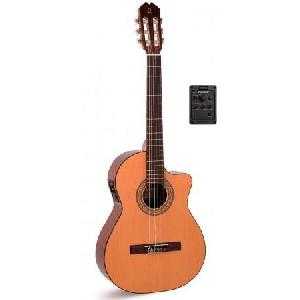 ADMIRA JUANITA-EC FISHMAN CUTAWAY GUITARRA ESPAÑOLA 