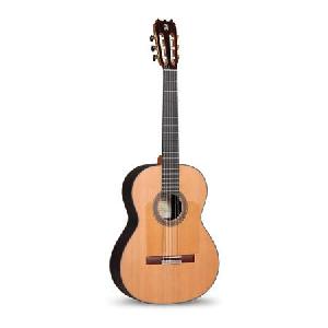 ALHAMBRA 10 FP PIÑANA con Estuche GUITARRA ESPAÑOLA