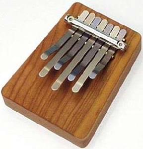 HOKEMA KALIMBA 7 NOTAS CAL02