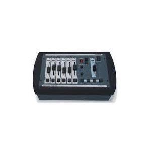 WORK CONSOLA DE ILUMINACION CON DIMMER STAGE6P