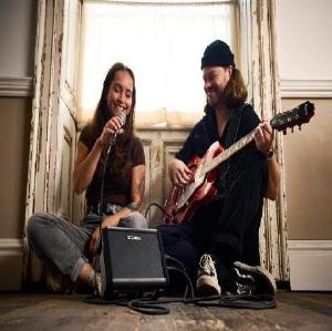 BOSS CUBE STREET MINI AMPLIFICADOR GUITARRA CUBE-ST-MI