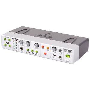 BEHRINGER DISTRIBUIDOR MINIMON MON800