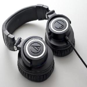 AUDIO TECHNICA ATH-M50 AURICULAR